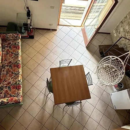 Mansarda Con Balcone Nel Cuore Di Brenzone Sul Garda Apartment Castelletto Di Brenzone