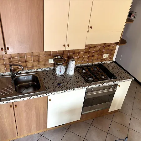 Mansarda Con Balcone Nel Cuore Di Brenzone Sul Garda Apartment *