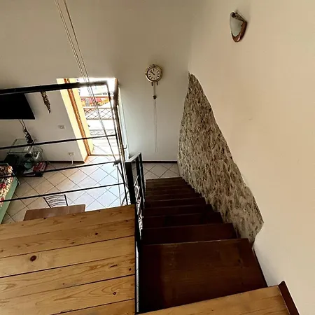 Mansarda Con Balcone Nel Cuore Di Brenzone Sul Garda