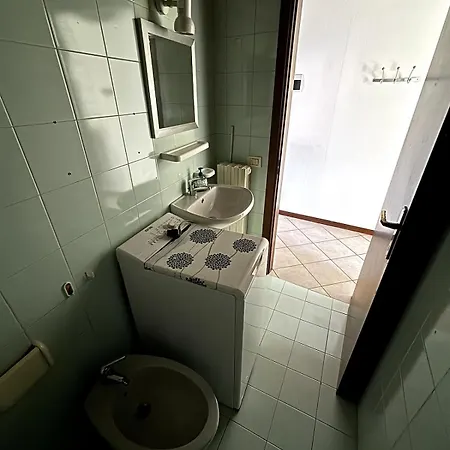 Apartment Mansarda Con Balcone Nel Cuore Di Brenzone Sul Garda *